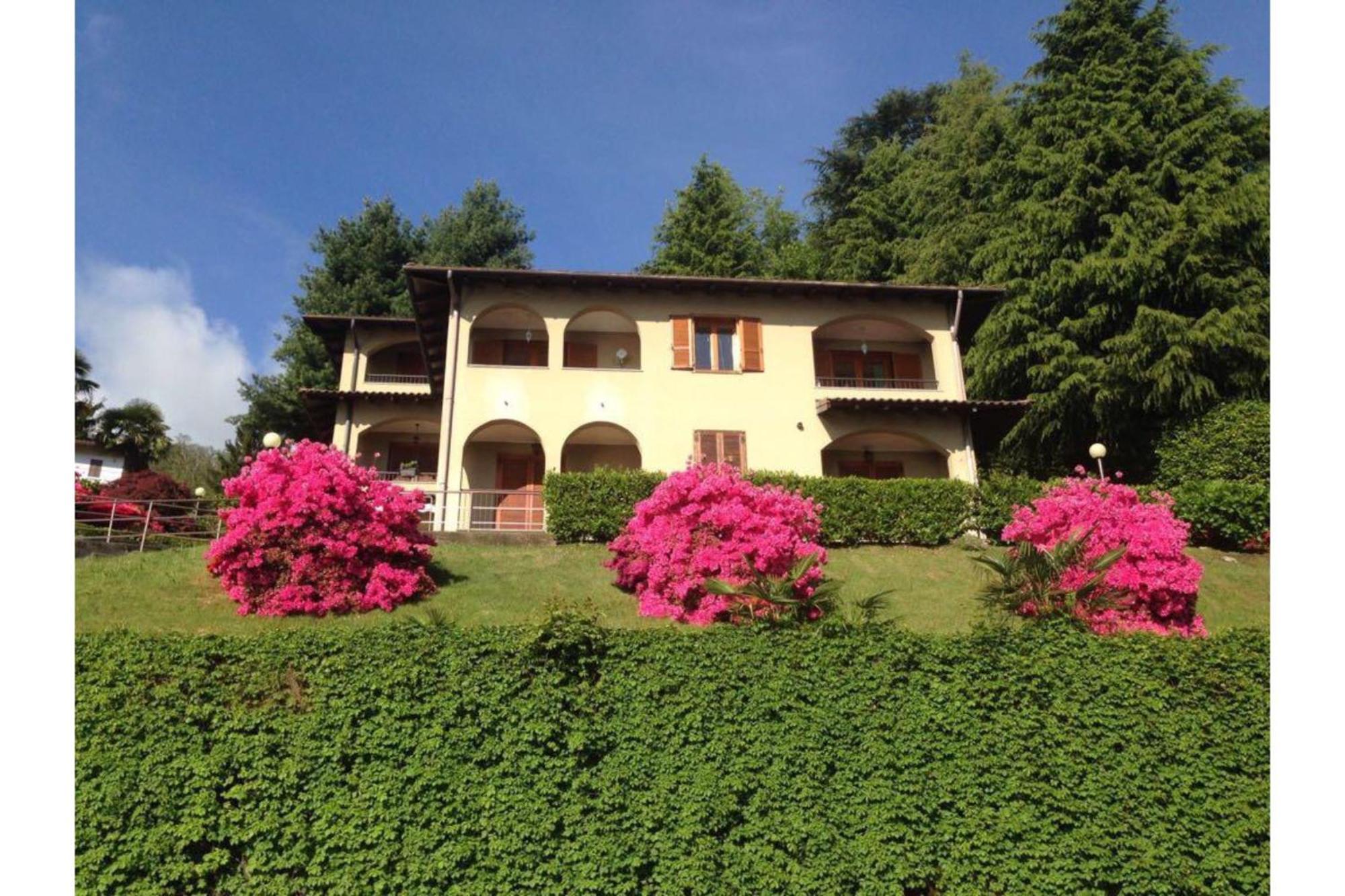 Pandora Lake View Stresa - Happy Rentals Kültér fotó
