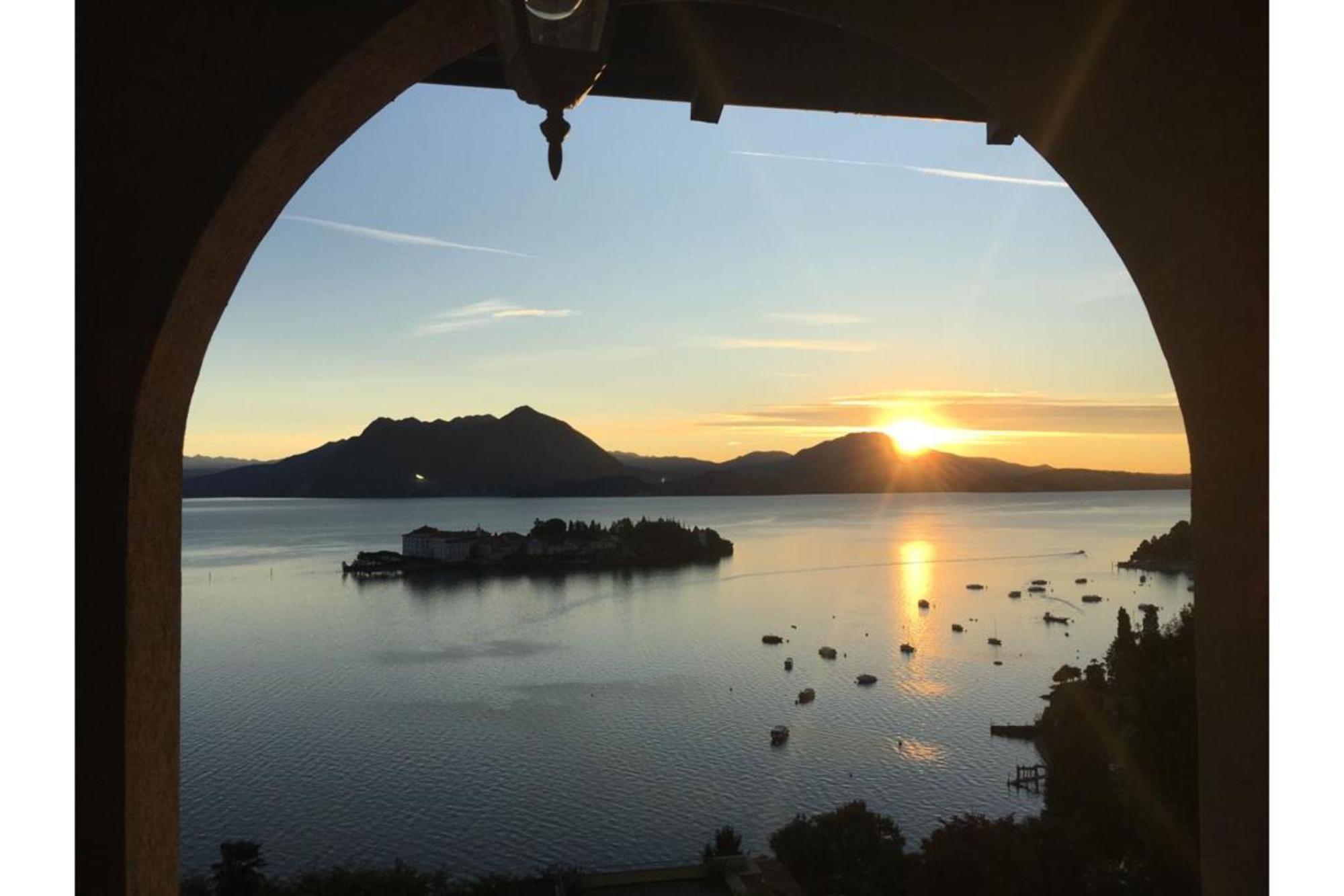 Pandora Lake View Stresa - Happy Rentals Kültér fotó